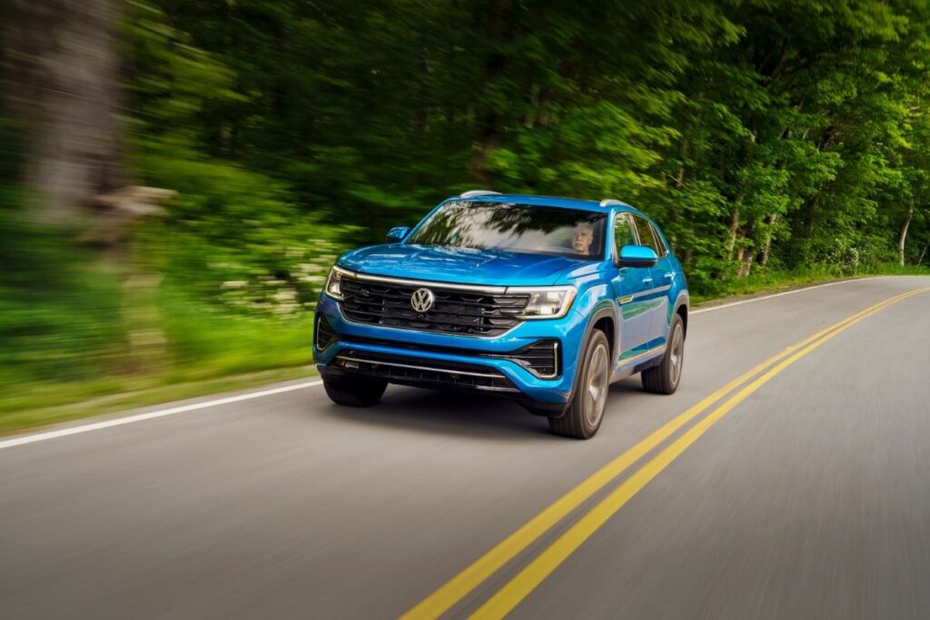 El Volkswagen Atlas Cross Sport del 2024, es el mejor SUV del año para los Hispanos