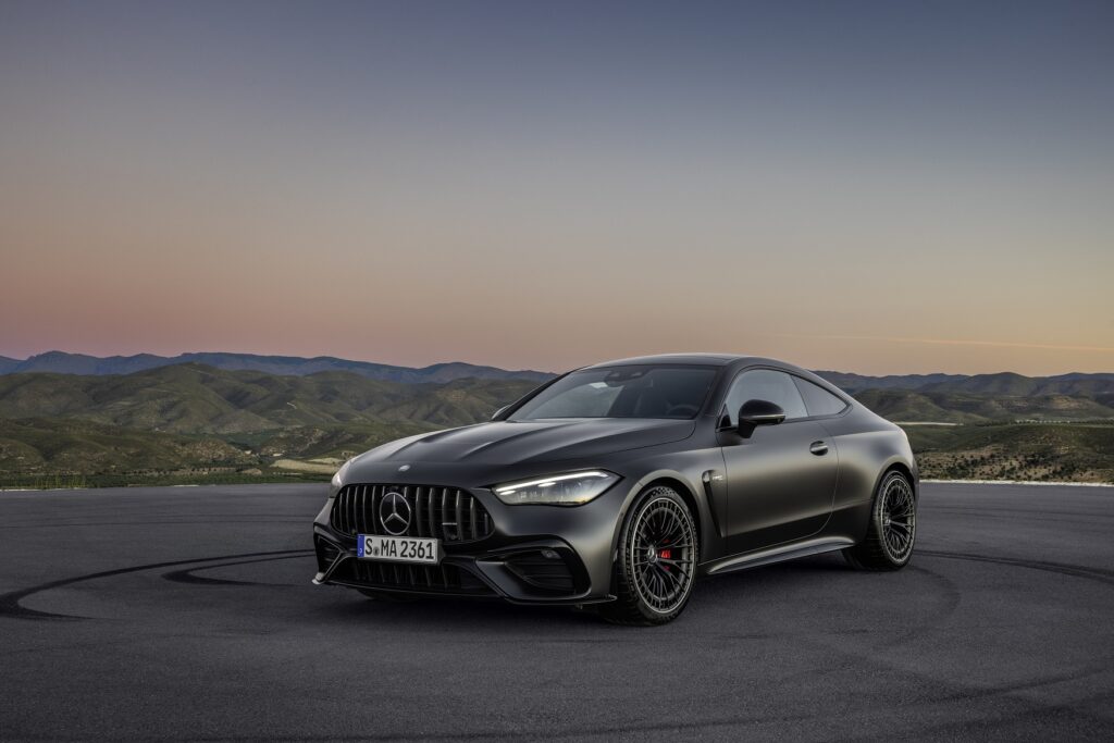 Mercedes desvela la nueva versión de su deportivo AMG CLE 53 Coupé 2024