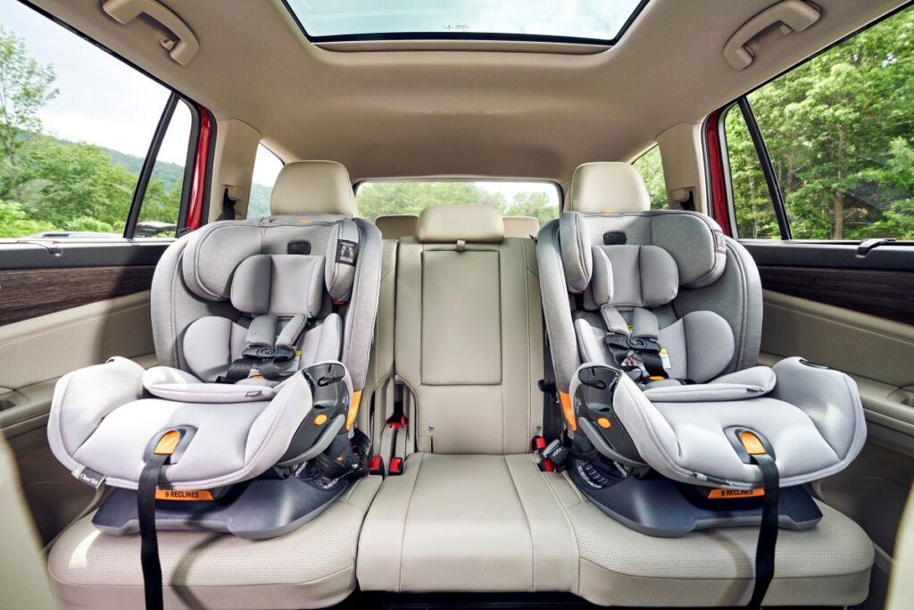 El Volkswagen Atlas y el ID. Buzz del 2025, fueron reconocidos en la lista de los mejores autos por sus asientos