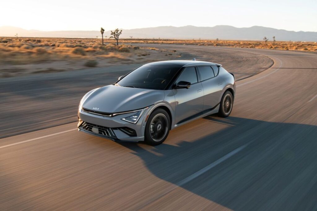 Kia anuncia los precios del EV6 2027, esto costará el renovado eléctrico de la marca
